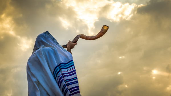 Practicing in Elul with the Shofar, the Spiritual Tuning Fork of the Cosmos